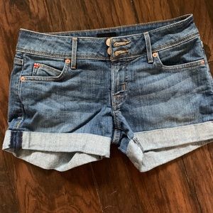 HUDSON Croxley mid thigh short.